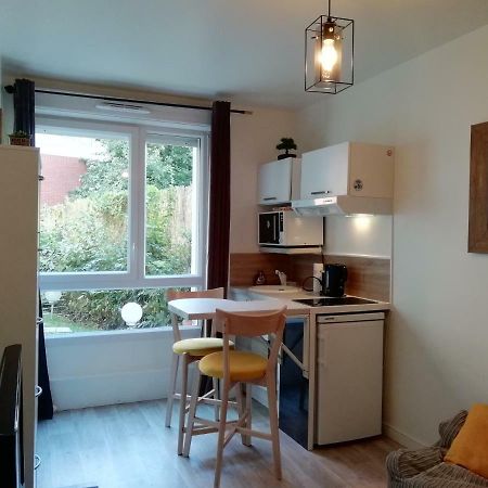 Chic Studio Near Paris Apartment Saint-Denis  Exterior photo